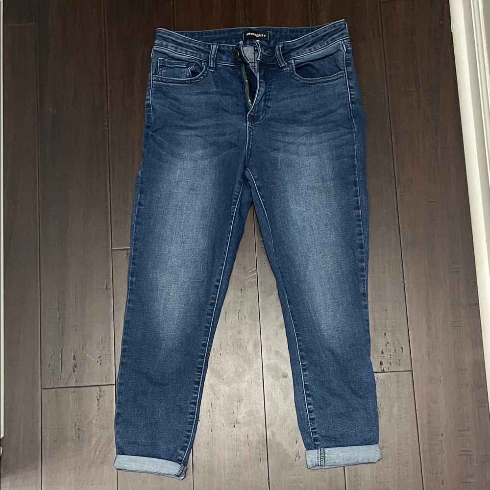 Dark Blue Cropped Jeans